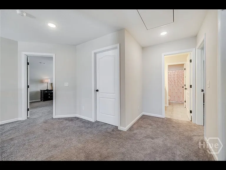 152 Sams Dr — Photo 24