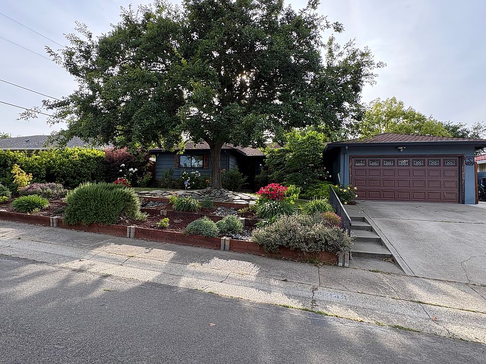 1st image of 6048 Holstein Way