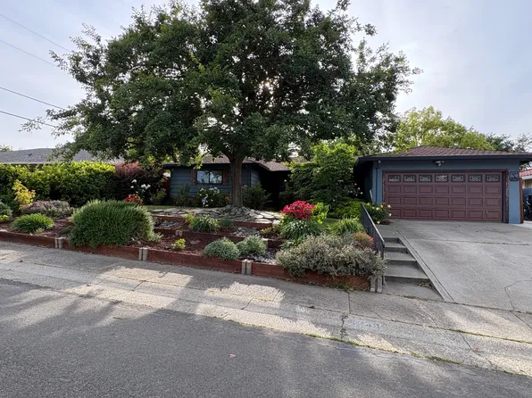 6048 Holstein Way, Sacramento, CA 95822
