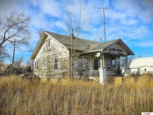 402 S Main St, Tobias, NE 68453