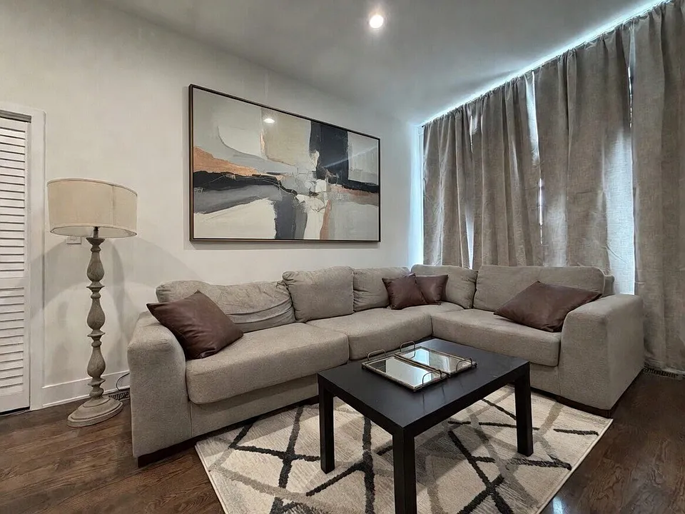1139 S Western Ave #ID1496027P