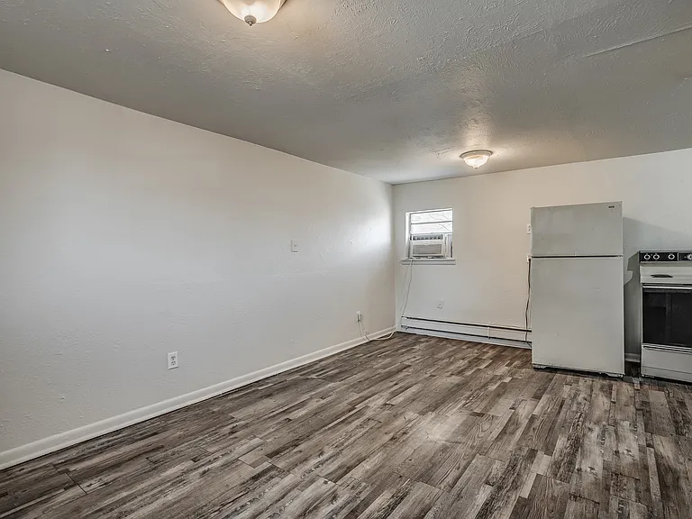 2309 N Florida Ave — Photo 6