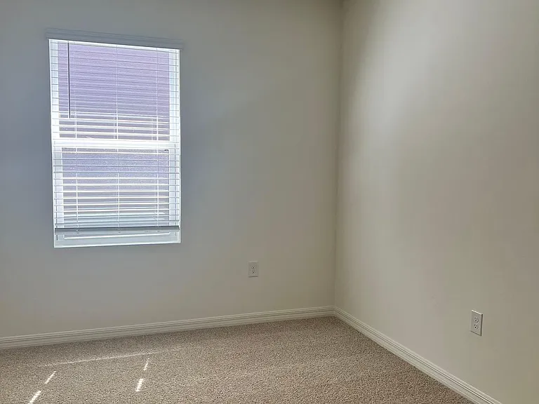 2204 Farmhouse Rd — Photo 12