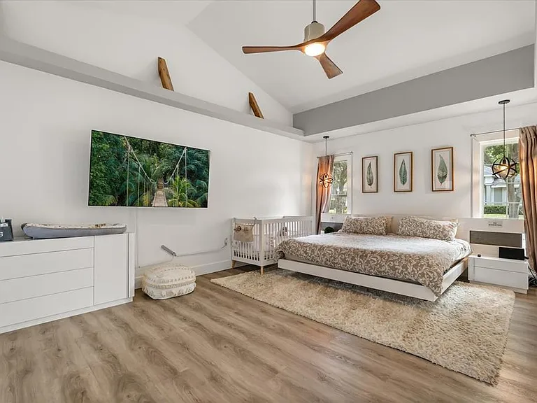 8050 Rural Retreat Ct — Photo 13