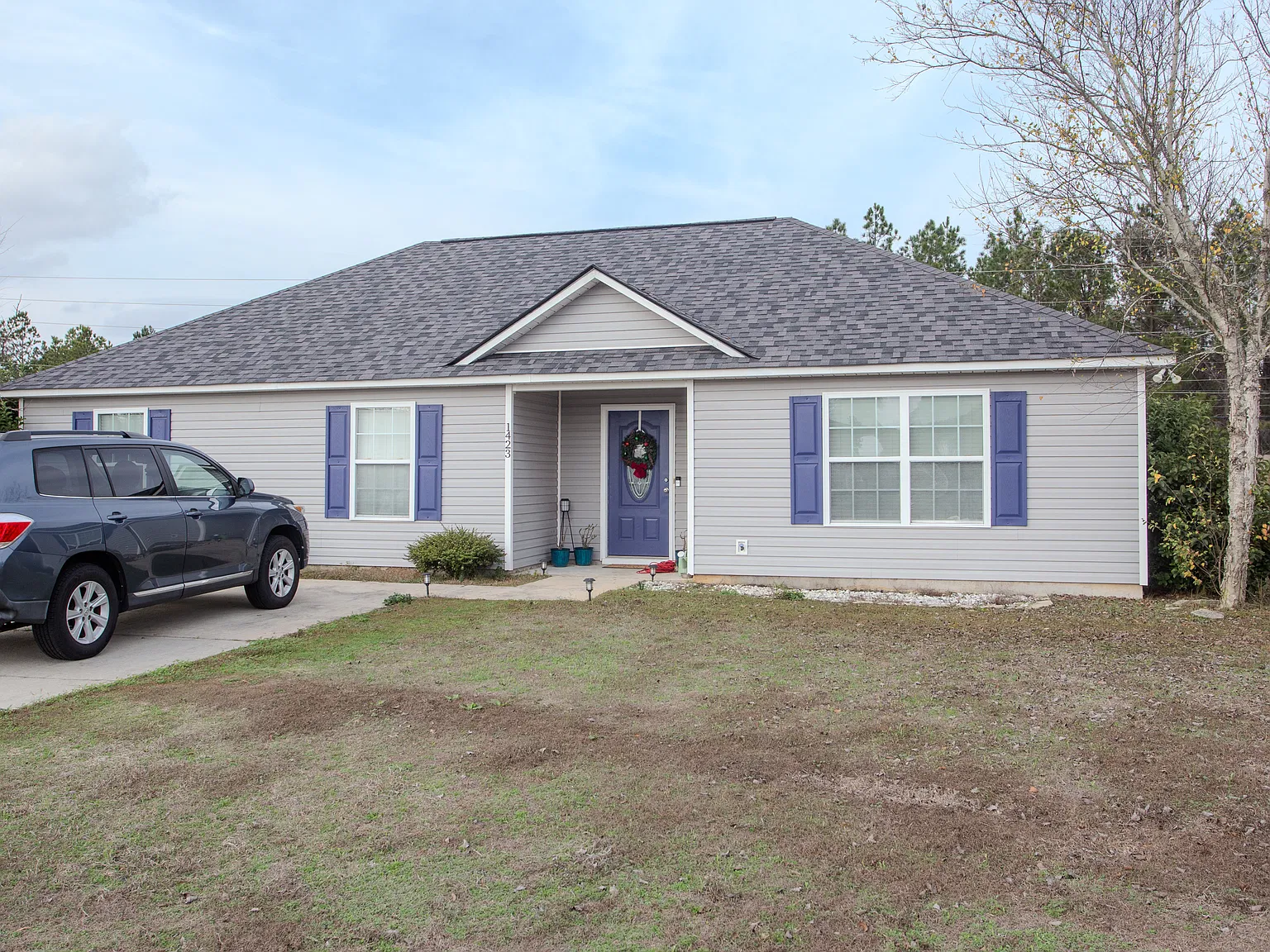 1423 Yucaipa Cir — Photo 1
