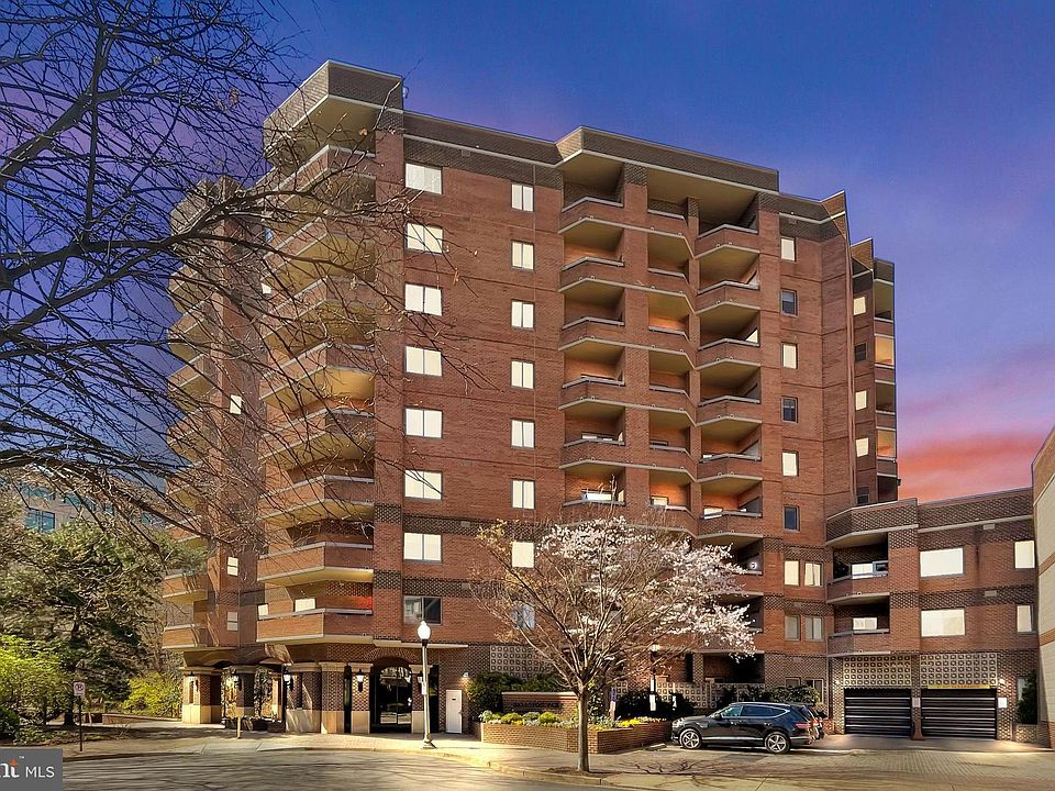 1st image of 1050 N Stuart St APT 815