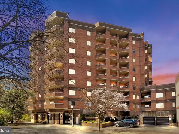 1050 N Stuart St APT 815, Arlington, VA 22201