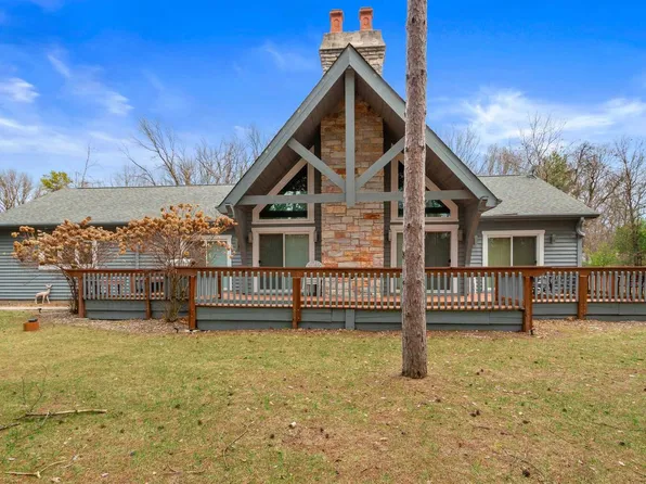 1934 Dover Drive, Friendship, WI 53934