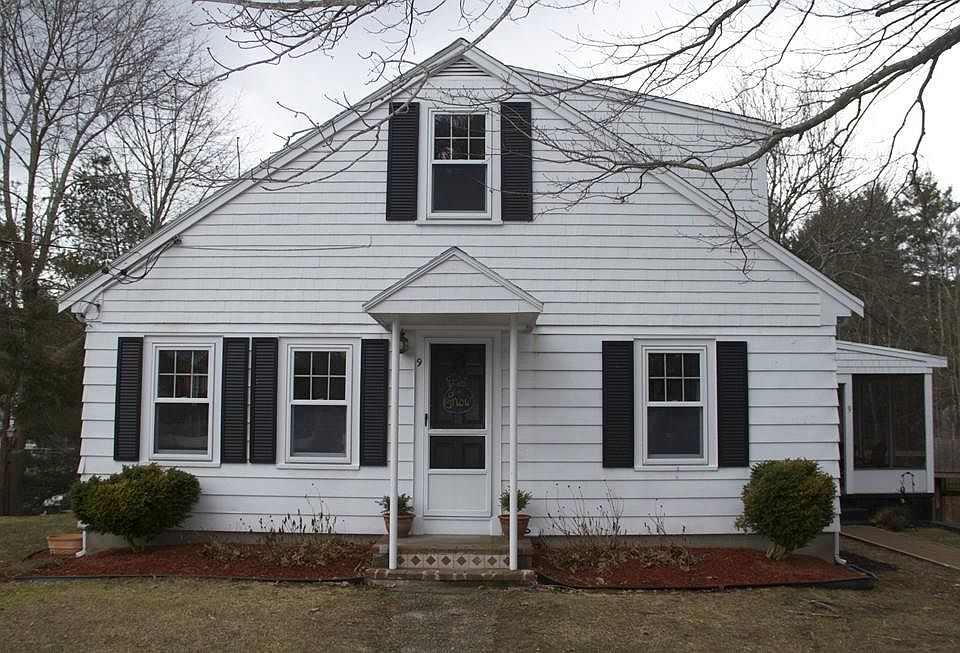 1st image of 9 Church St