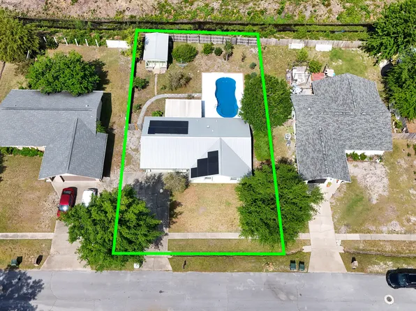 2102 Pattho Ln, Lynn Haven, FL 32444