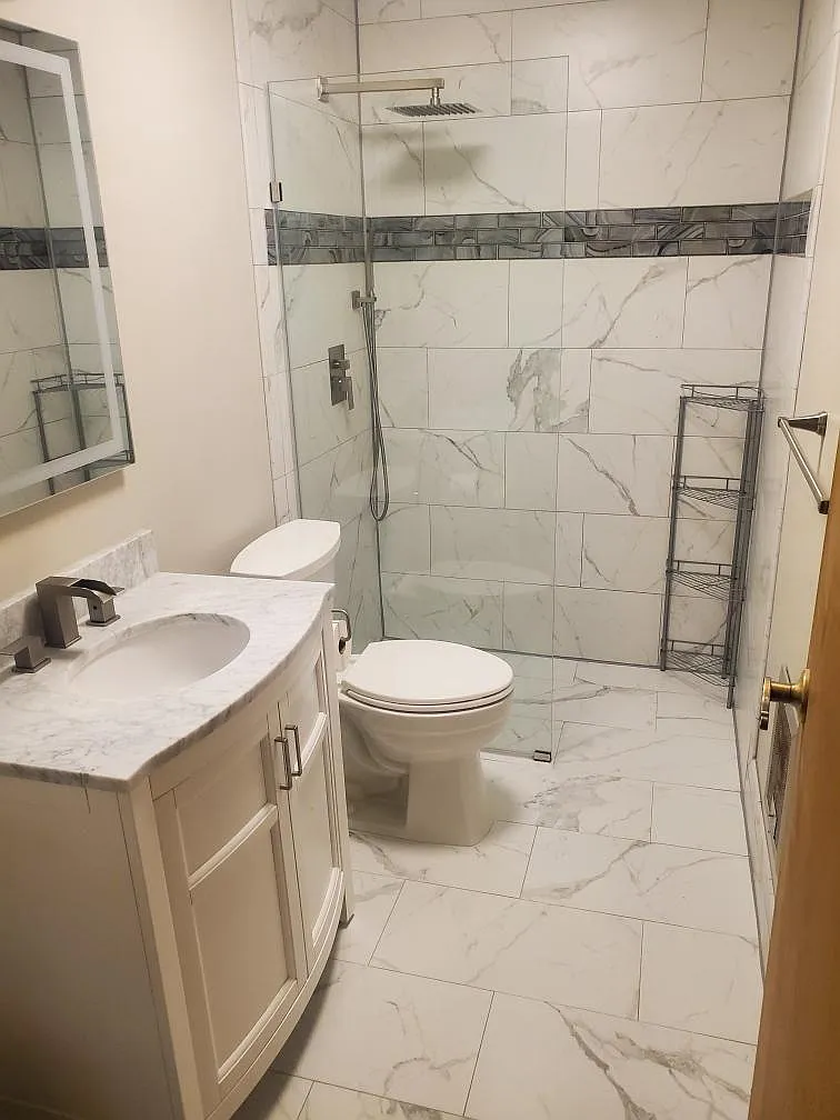 Building Photo - 1387 Lavine Dr #2