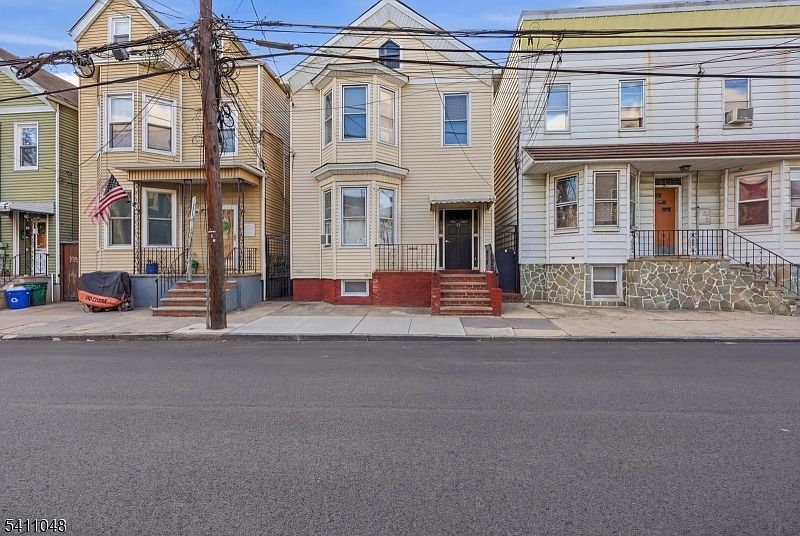 1st image of 23 Fillmore St