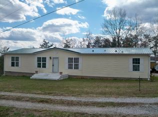 68 Teresa Ln, Berea, KY 40403