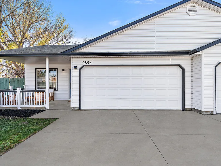 9895 W Mesquite Ct #1 — Photo 2