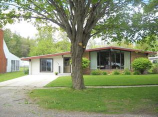 110 Huron Ave, Harrisville, MI 48740