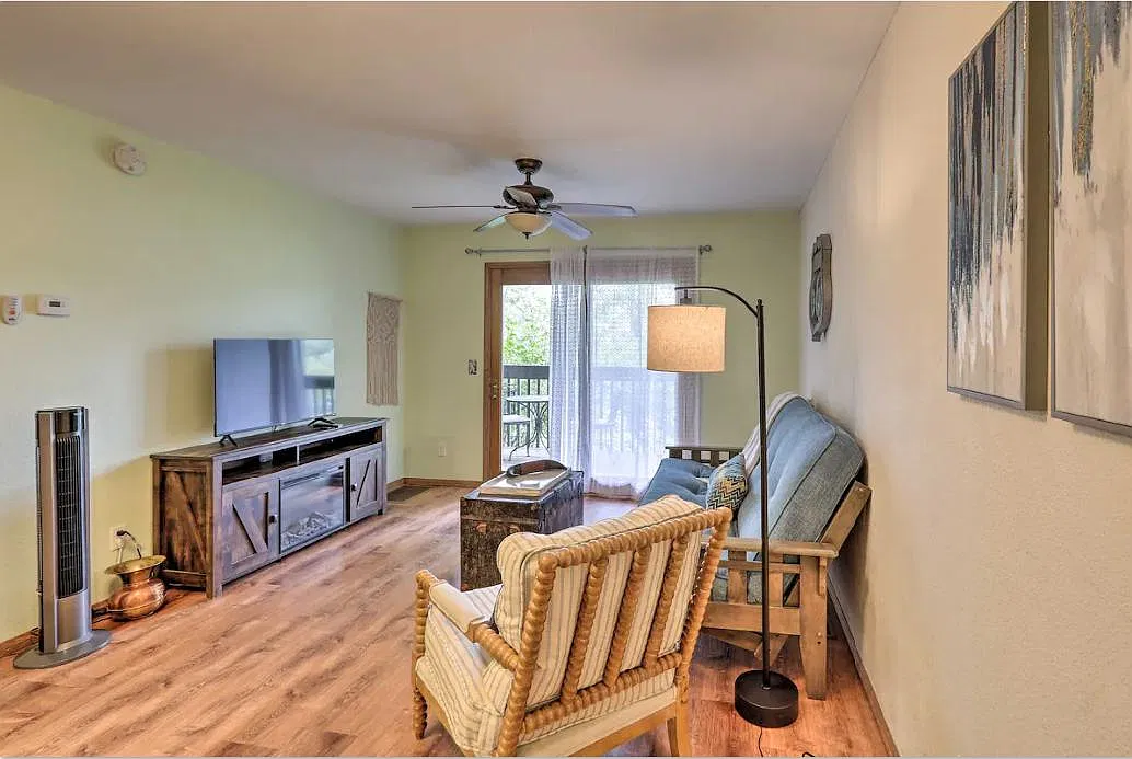 1 bed, 622 sqft, $2,300 — Photo 1
