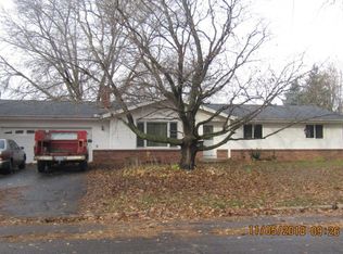 10416 Zion Ave S, Bloomington, MN 55437