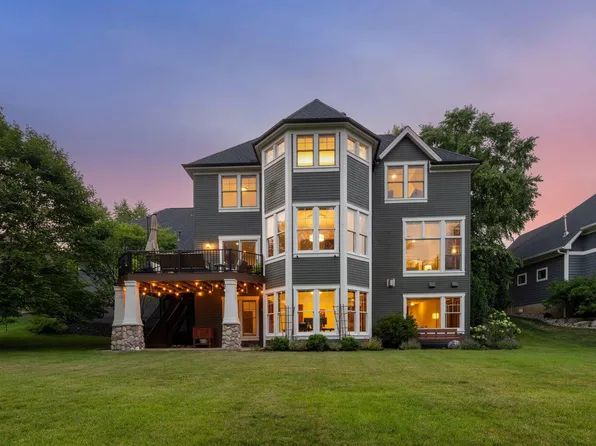 10921 Bentwater Ln, Woodbury, MN 55129