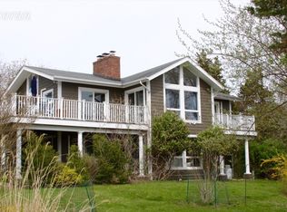 105 S Midway Rd, Shelter Island, NY 11964