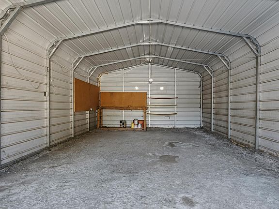 3rd image of 565 Milani Drive