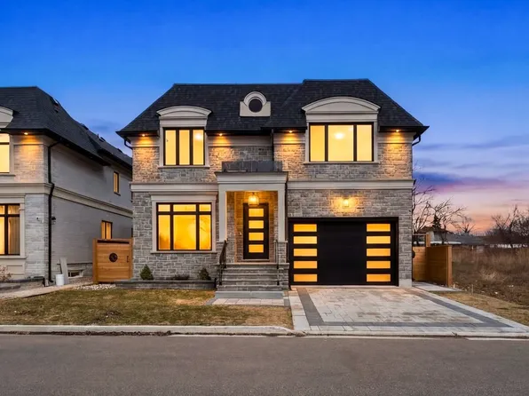 193 Mateo Pl, Mississauga, ON L5A 0A5