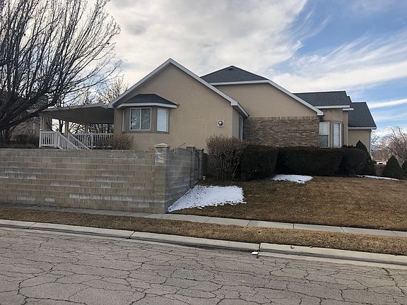3rd image of 3653 W Angus Dr