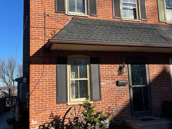 417 S 2nd St, Wrightsville, PA 17368