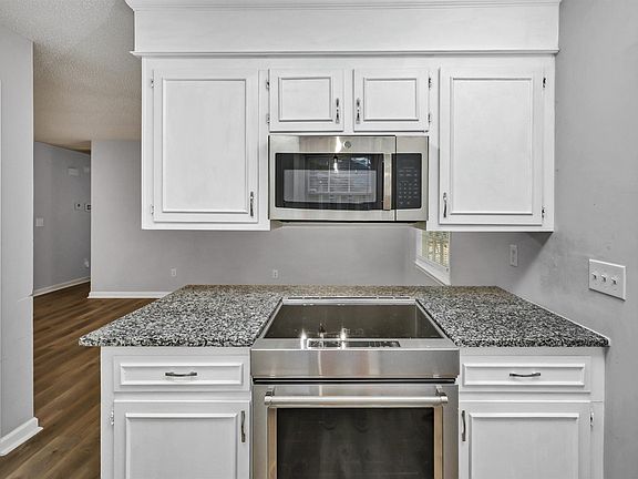 5th image of 500 Kenton Dr
