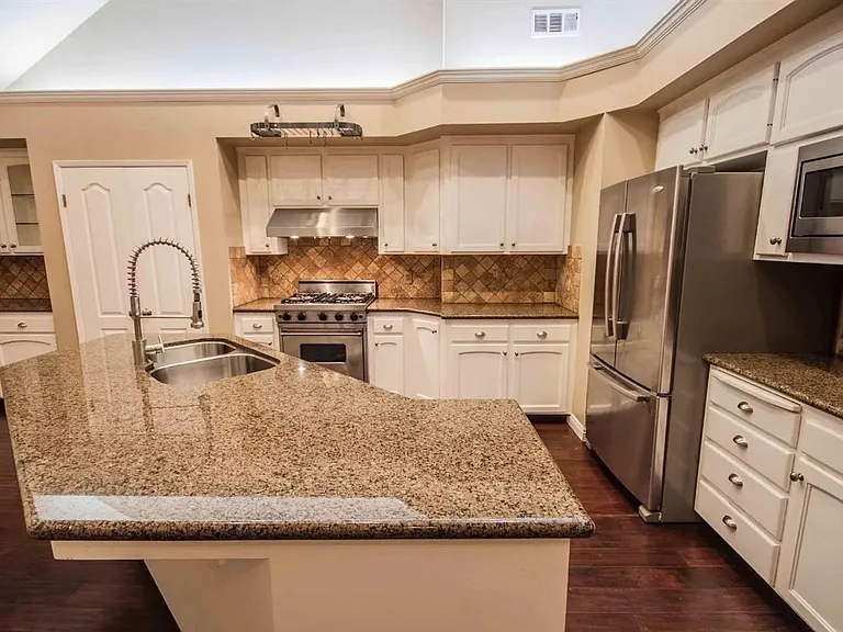 1838 E Shea Dr — Photo 14