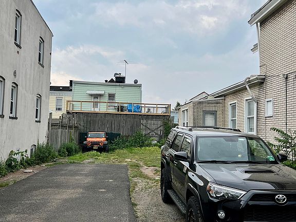 5th image of 57 Greenville Ave