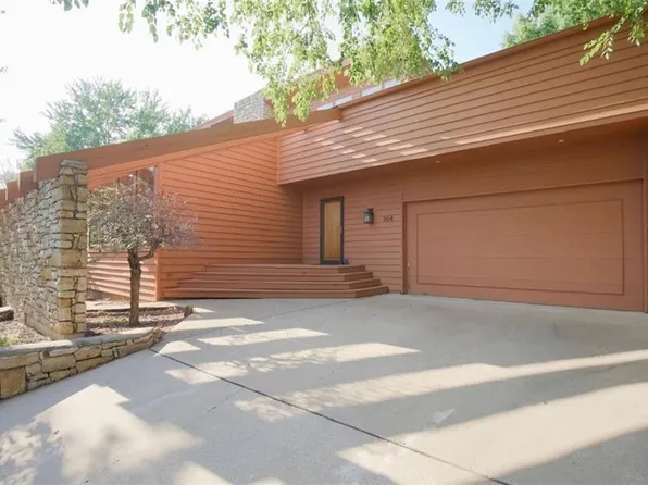 304 W 128th St, Kansas City, MO 64145