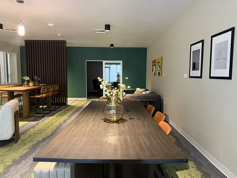 Comfortable Affordable 580 SqFt 1 Bed, 1 Bath - shareWESTSIDE Las Vegas — Photo 14