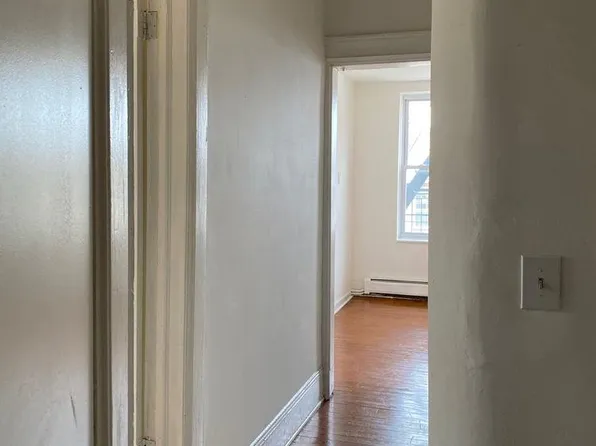 12 Bond Street image 1 of 8