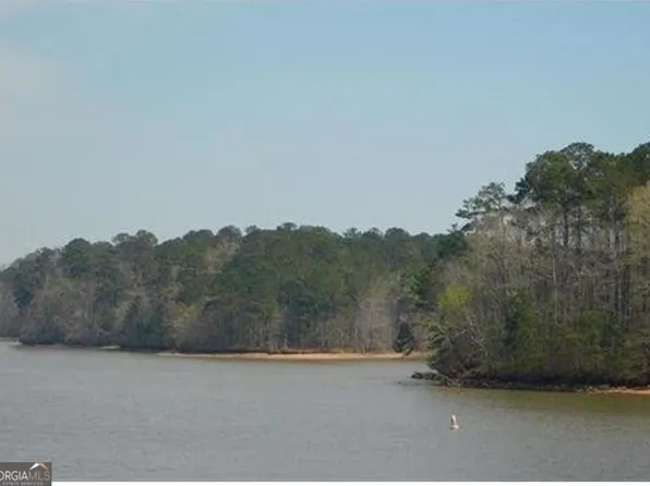 124 Wolf Creek Cv, Lagrange, GA 30240