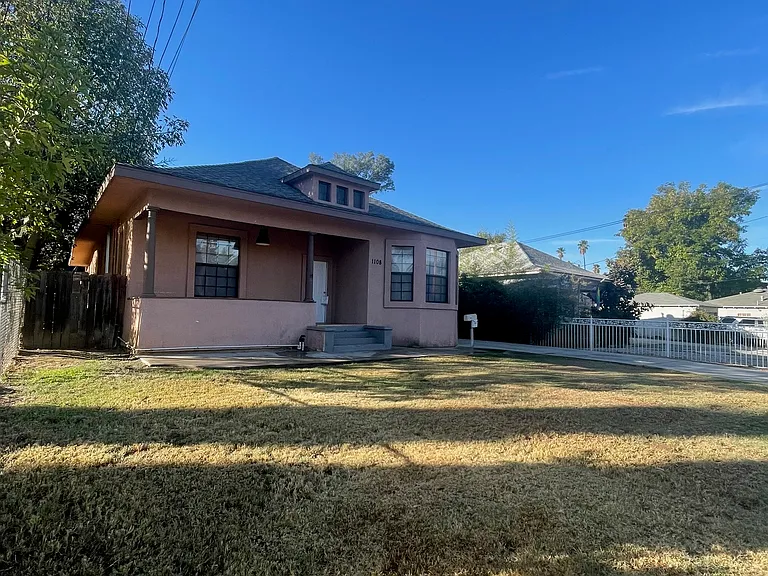 1108 E Central Ave — Photo 6