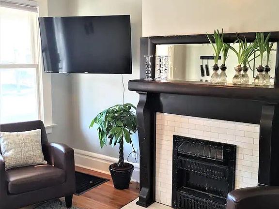 Living room.