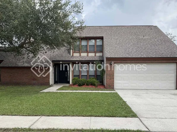 3741 Linsbury St, Orlando, FL 32817