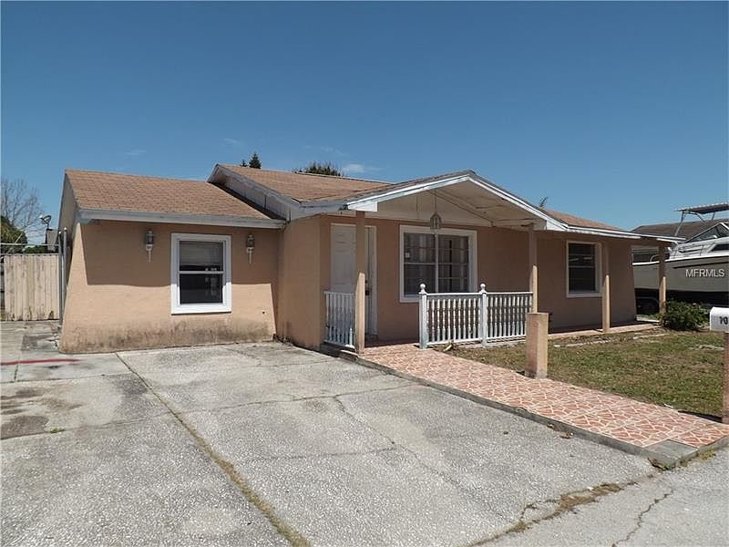 1st image of 10103 Chimney Hill Ct