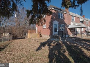 896 Taylor Dr, Folcroft, PA 19032