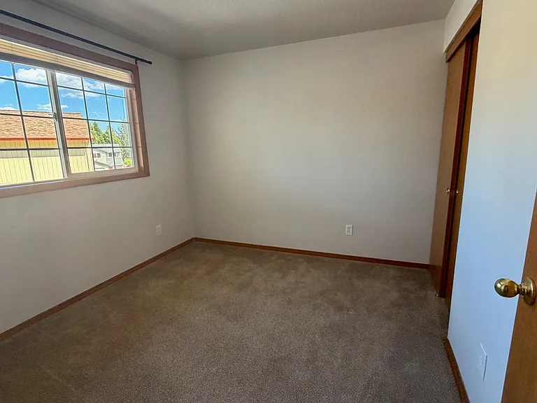 1307 SE 61st Pl — Photo 12
