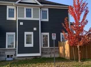 104 Village Gate Dr W, Wasaga Beach, ON L9Z 0J7