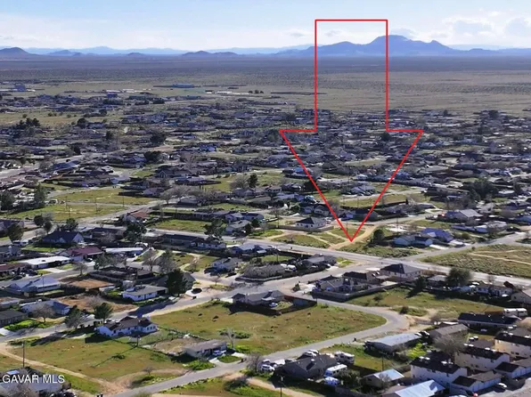 8628 S Loop Blvd, California City, CA 93505