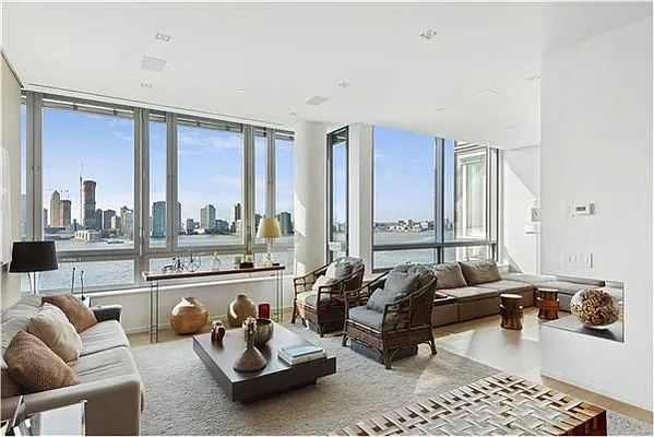 Sold by R New York | media 1