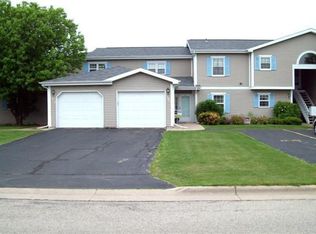 1286 Wittmann Park Ln, Menasha, WI 54952
