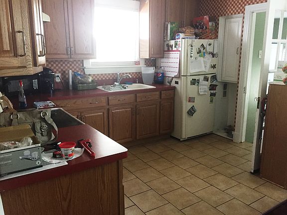 5th image of 11 A P Hill Ave