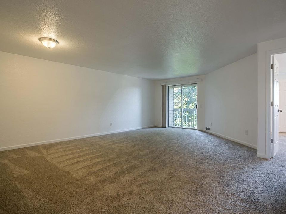 1st image of 2707 Lincoln Way APT B34