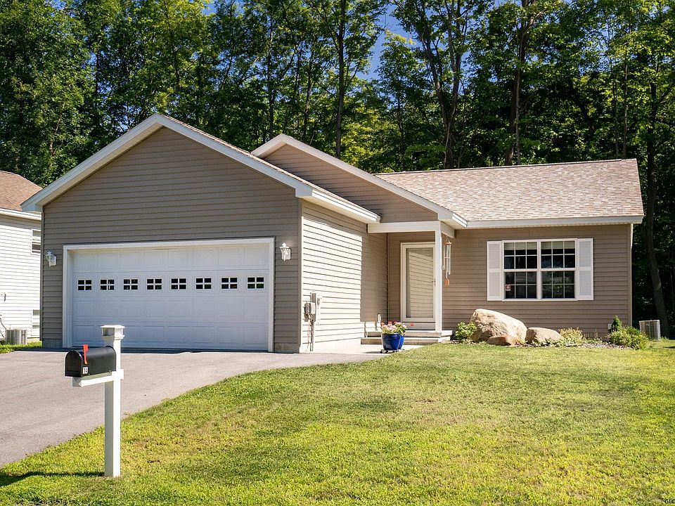 1st image of 14 Parkview Ln