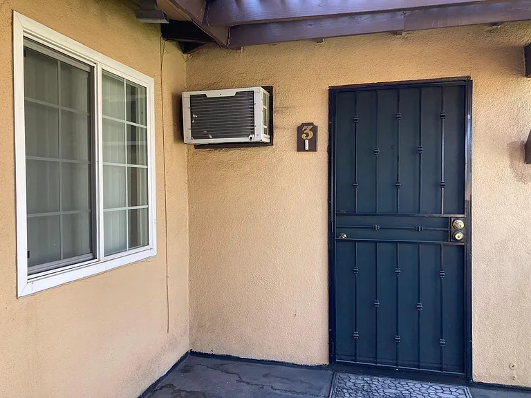 9473 Mills Ave #3 — Photo 3