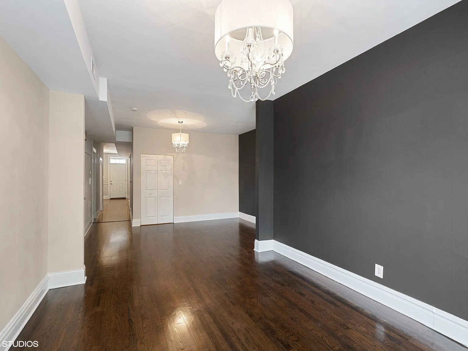 3 bed, 1240 sqft, $2,850 — Photo 2