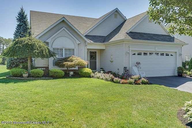 1st image of 14 Casco Ct